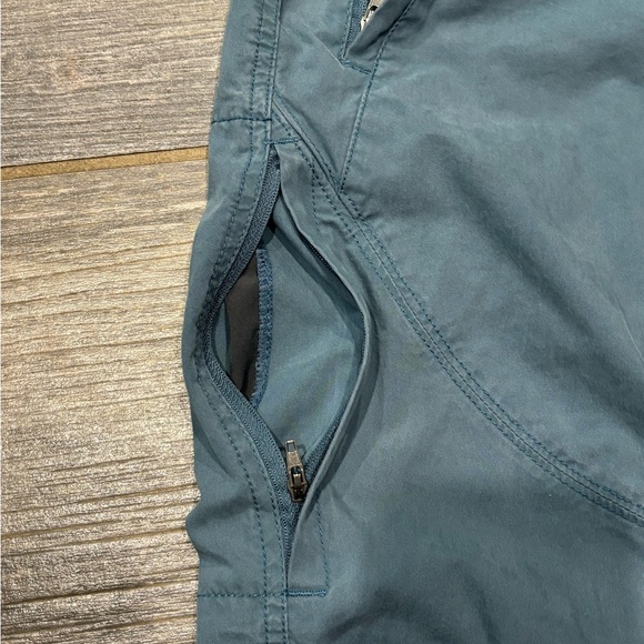 KÜHL Women’s Hiking Pants - EUC - Size 2 SHORT - Picture 5 of 15